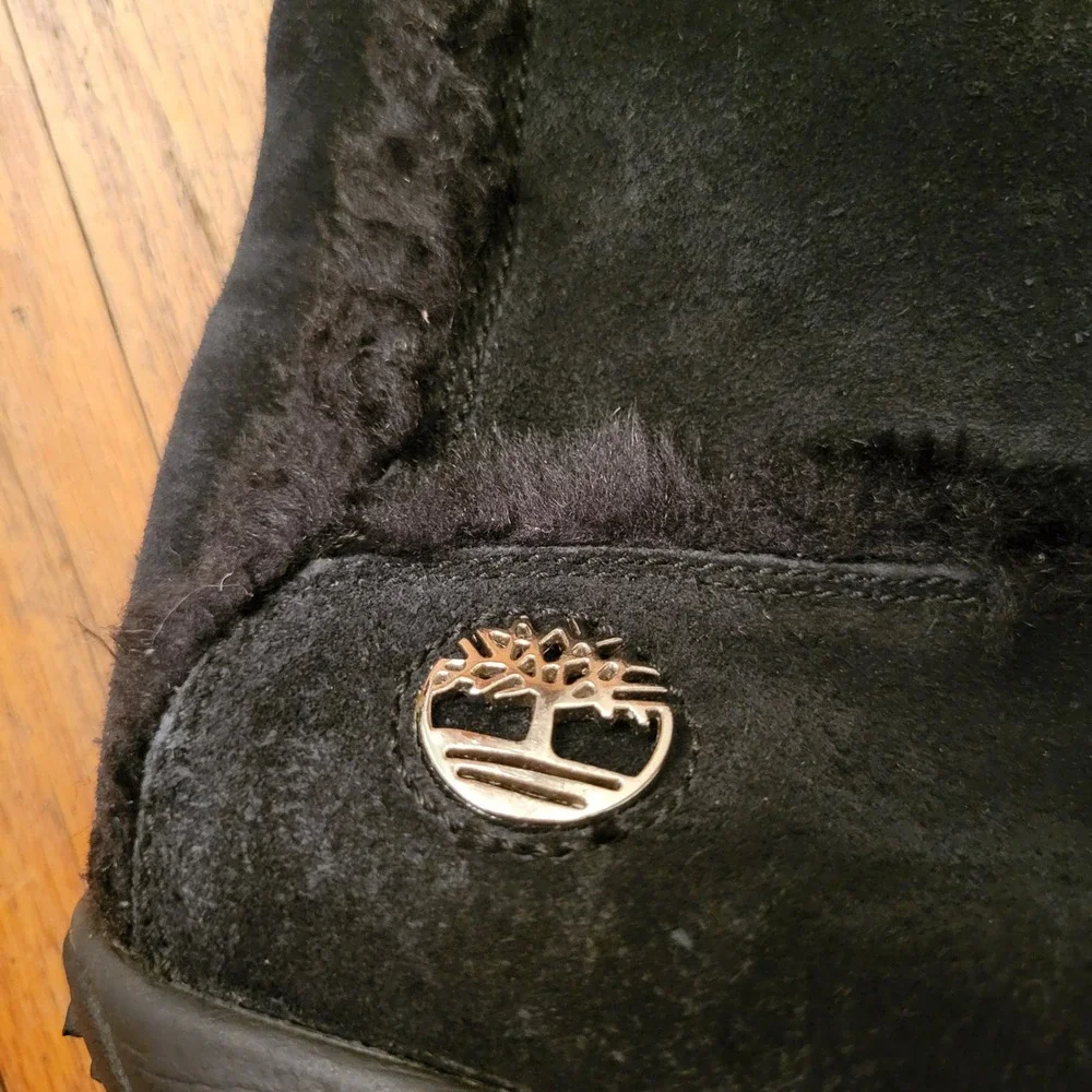 Timberland 11W Boots Black Suede Faux Fur Trim Mid Calf 61643 MUKLUK Winter